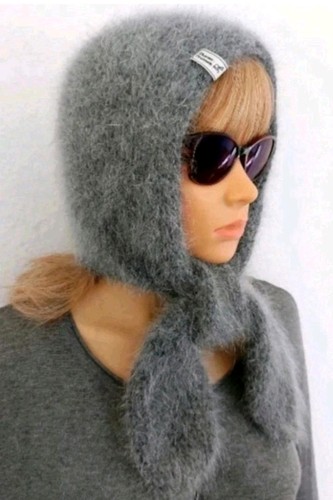 Cappuccio angora lavorato - , a